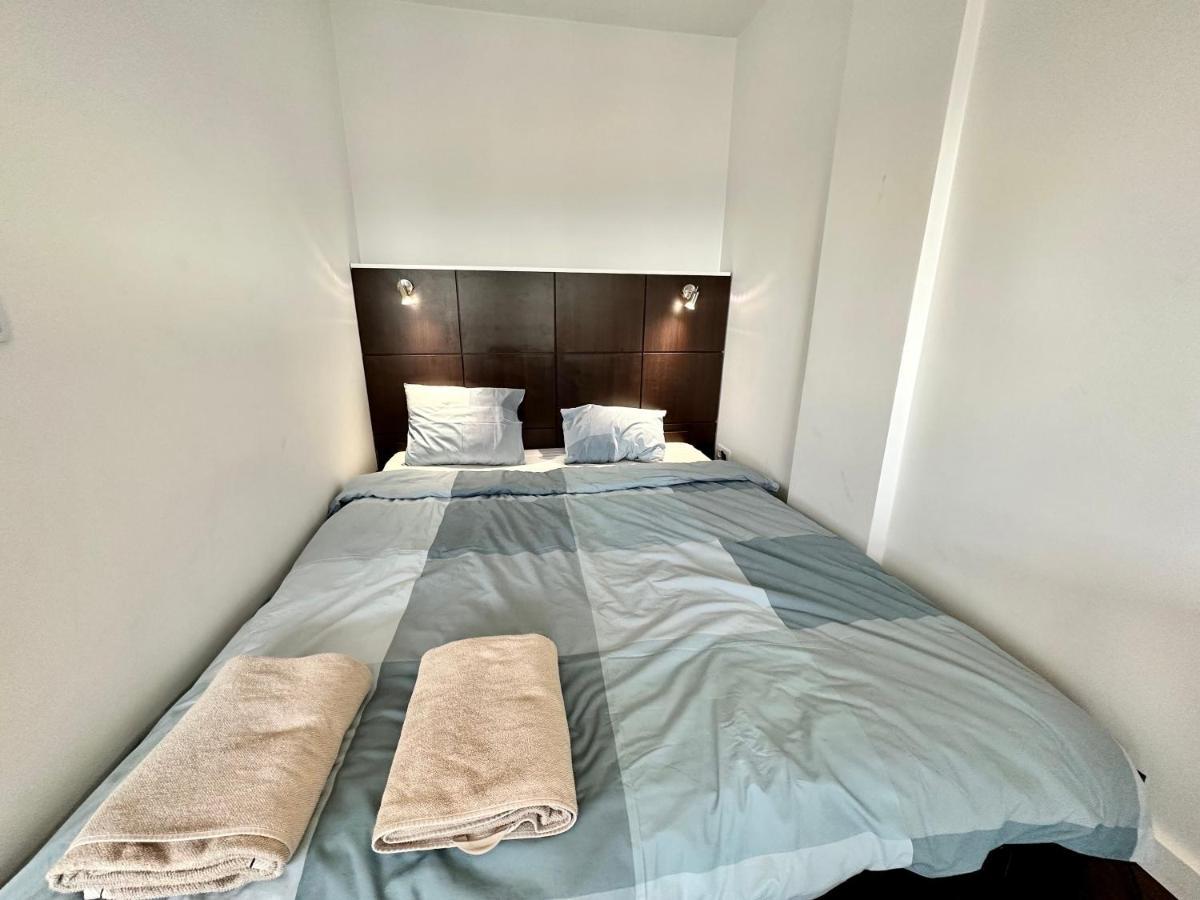 TOP metro x2 fast WiFi 400 Mbs 70’TV Netflix HBO Max AppleTV+ Disney+ Varsovia Exterior foto