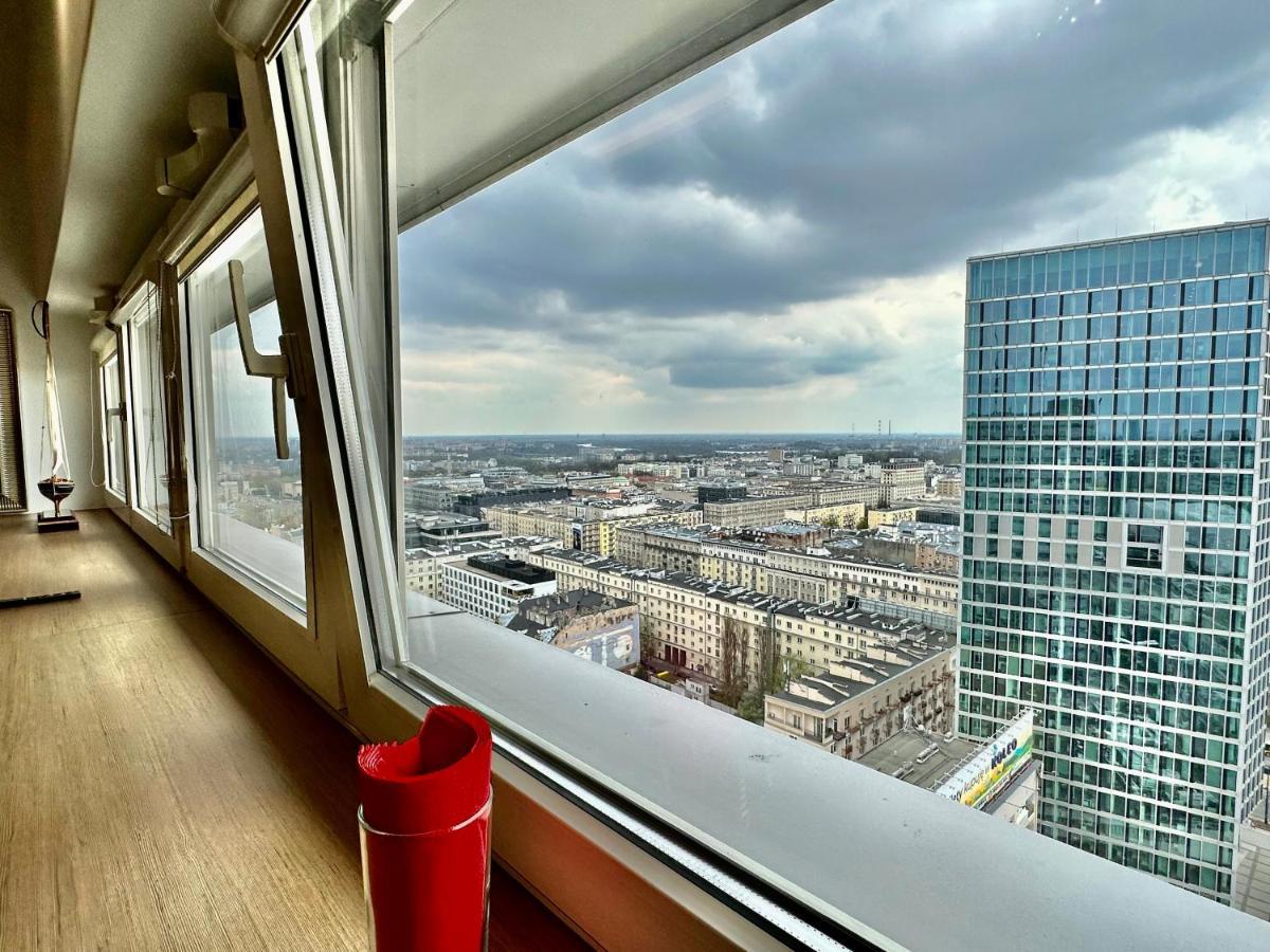 TOP metro x2 fast WiFi 400 Mbs 70’TV Netflix HBO Max AppleTV+ Disney+ Varsovia Exterior foto