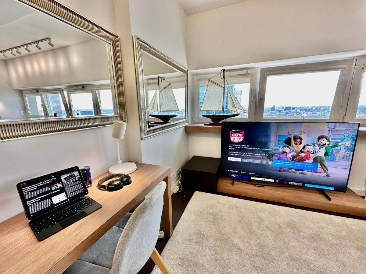 TOP metro x2 fast WiFi 400 Mbs 70’TV Netflix HBO Max AppleTV+ Disney+ Varsovia Exterior foto
